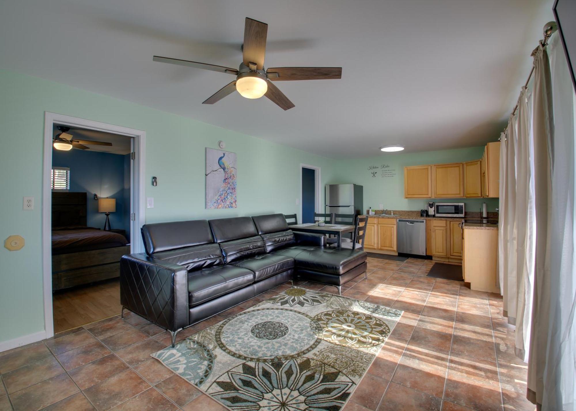 Hot Springs Condo With Lake Access And Boat Dock! Exterior photo
